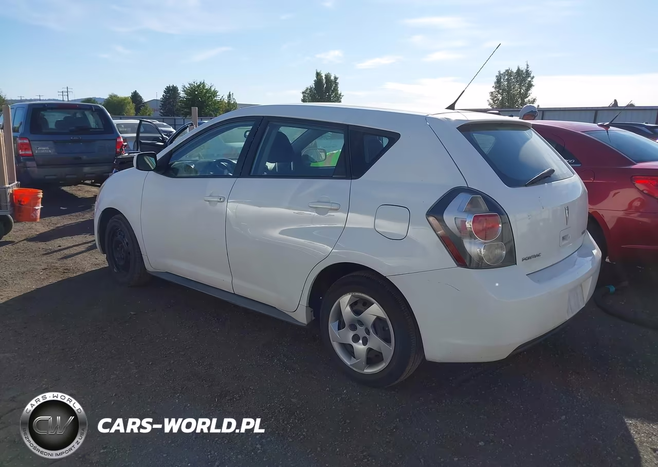 2010 Pontiac Vibe VIN:5Y2SP6E8XAZ420576 - 3