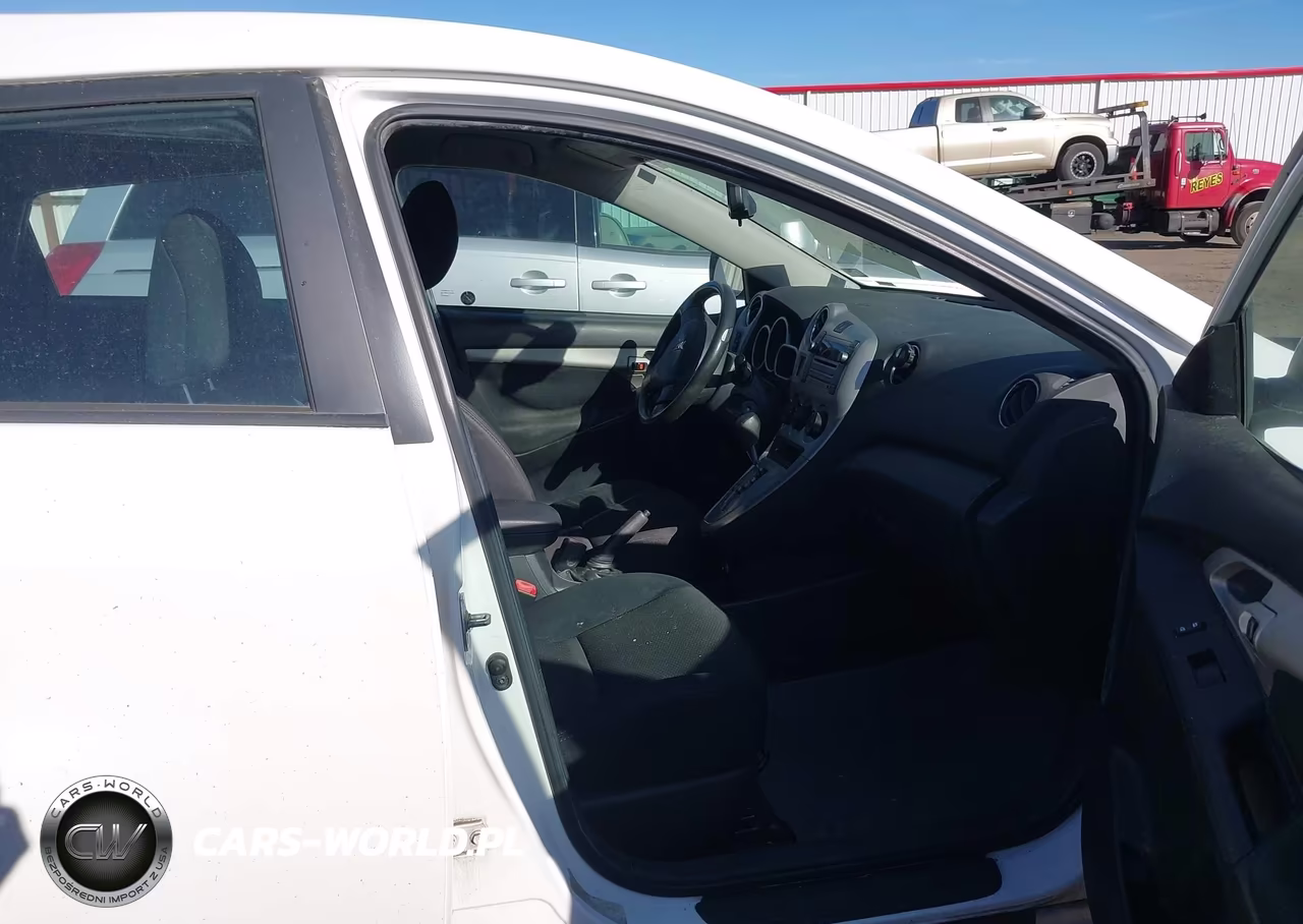 2010 Pontiac Vibe VIN:5Y2SP6E8XAZ420576 - 5