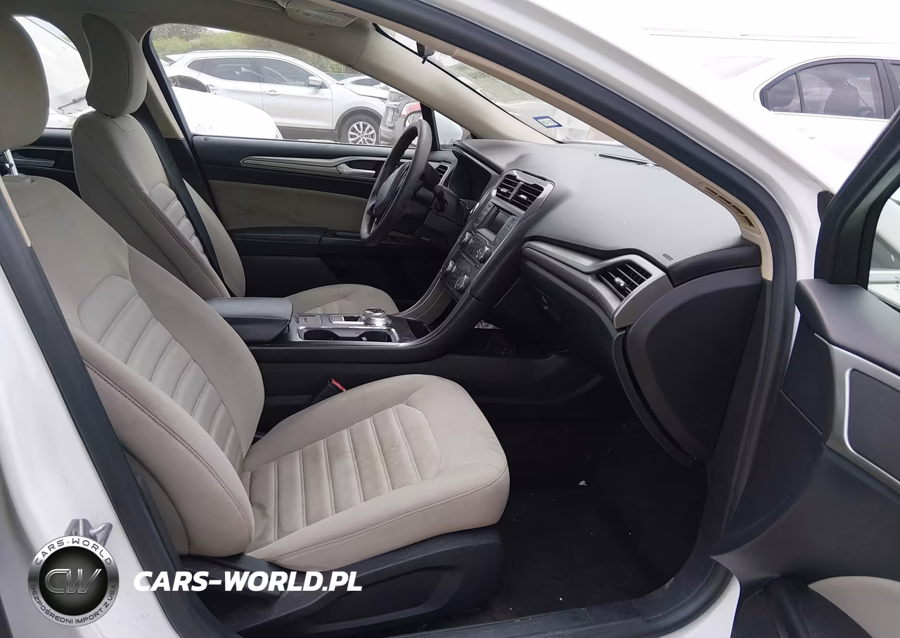 2017 Ford Fusion S VIN:3FA6P0G70HR383190 - 5