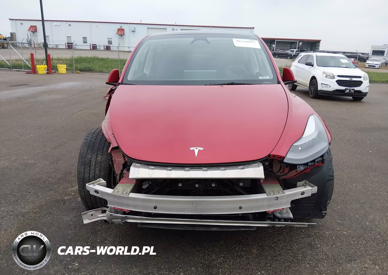 2023 Tesla Model Y VIN:7SAYGAEE0PF971670 - 13