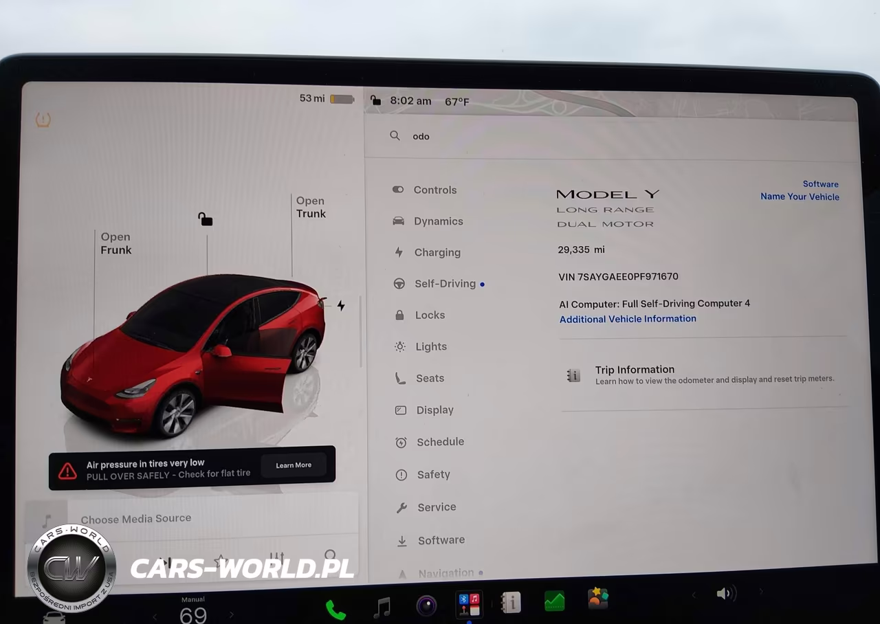 2023 Tesla Model Y VIN:7SAYGAEE0PF971670 - 7