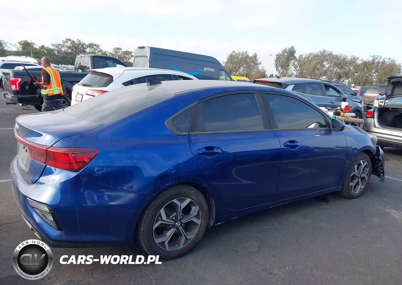 2020 Kia Forte Lxs VIN:3KPF24AD9LE184086 - 13