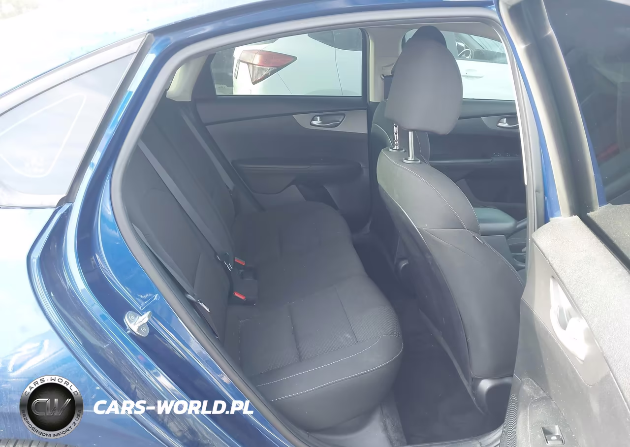 2020 Kia Forte Lxs VIN:3KPF24AD9LE184086 - 8