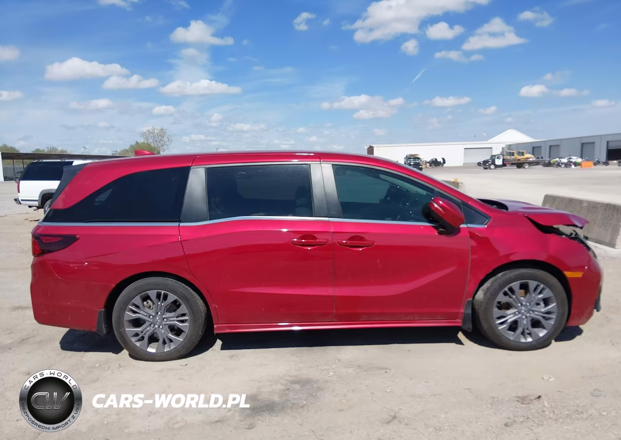 2025 Honda Odyssey Touring VIN:5FNRL6H80SB017557 - 13
