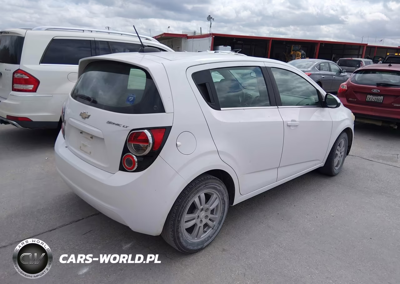 2015 Chevrolet Sonic Lt Auto VIN:1G1JC6SH6F4138086 - 4