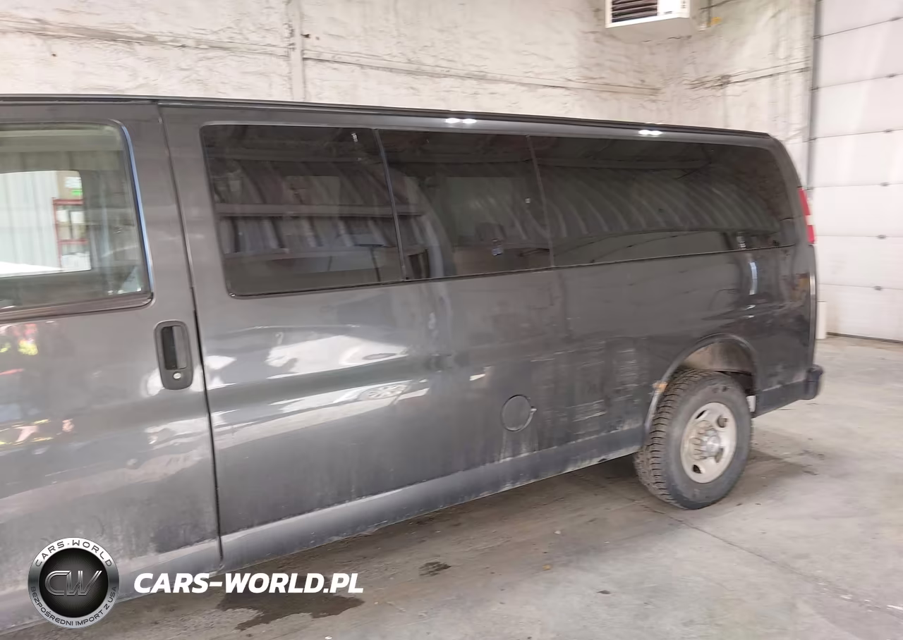 2017 Chevrolet Express 3500 Lt VIN:1GAZGPFF2H1101899 - 20