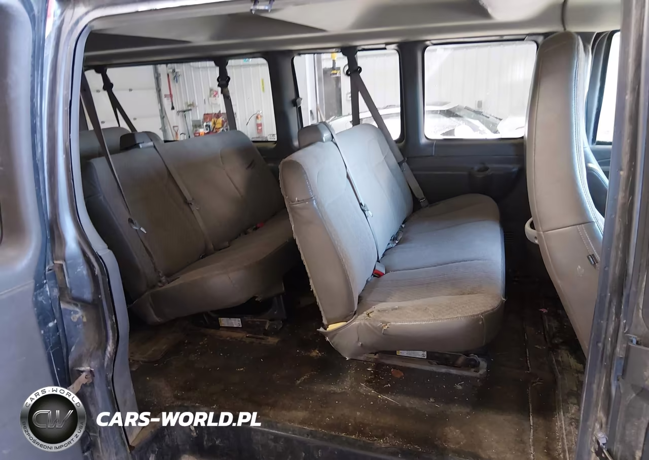 2017 Chevrolet Express 3500 Lt VIN:1GAZGPFF2H1101899 - 8
