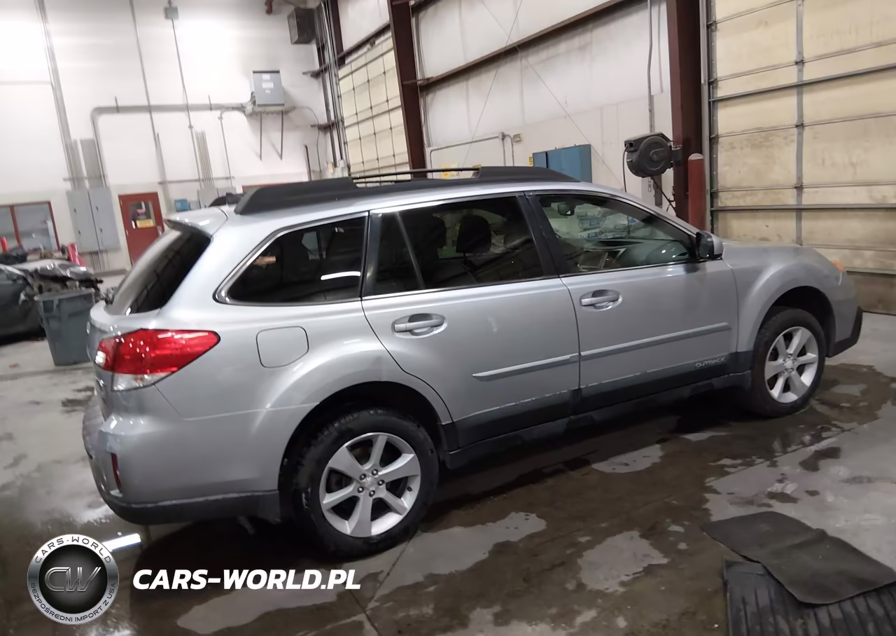 2013 Subaru Outback 2.5I Limited VIN:4S4BRBPC1D3205952 - 4