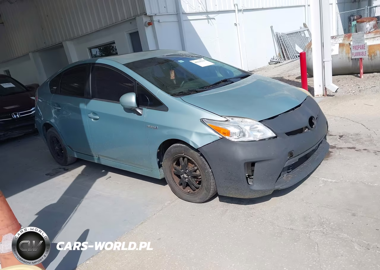 2013 Toyota Prius Two – zdjęcie 1 z 16