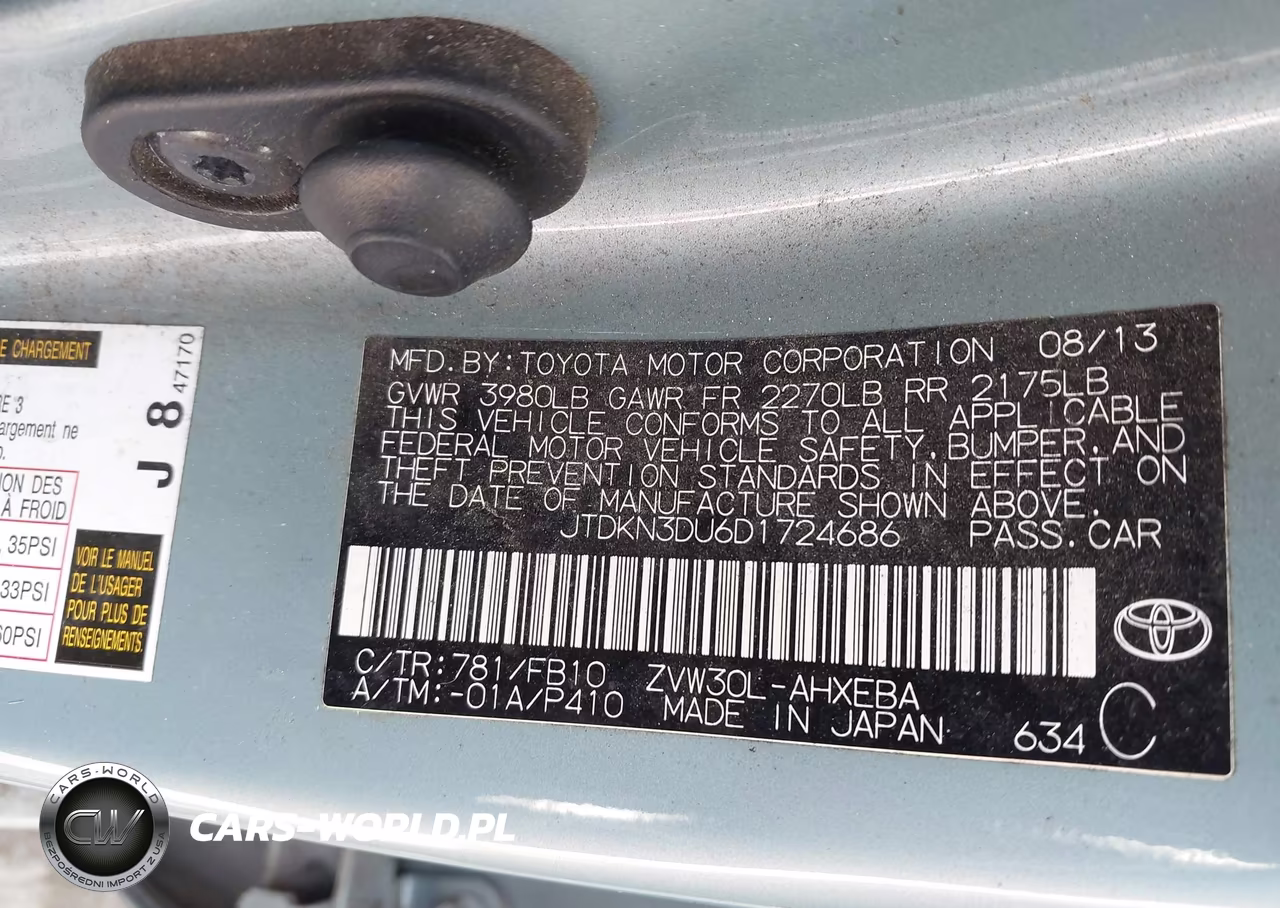 2013 Toyota Prius Two VIN:JTDKN3DU6D1724686 - 9