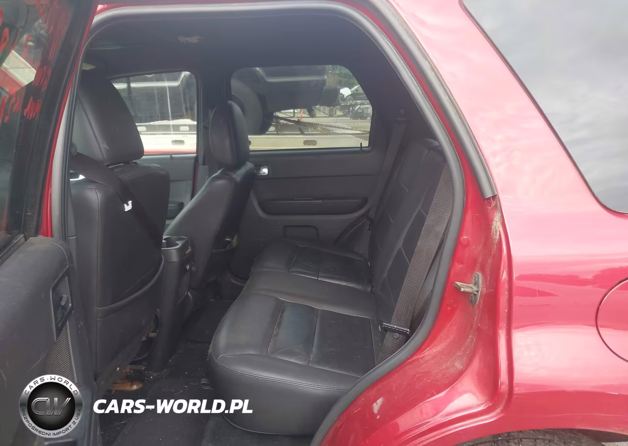 2010 Ford Escape Limited VIN:1FMCU9EG4AKC21968 - 8