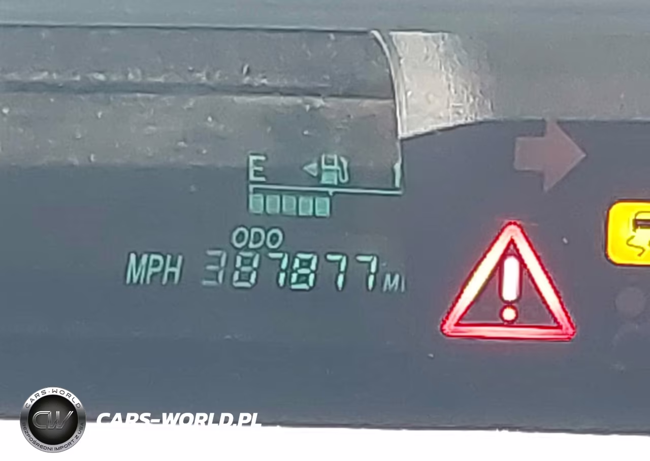 2008 Toyota Prius VIN:JTDKB20U187815683 - 18