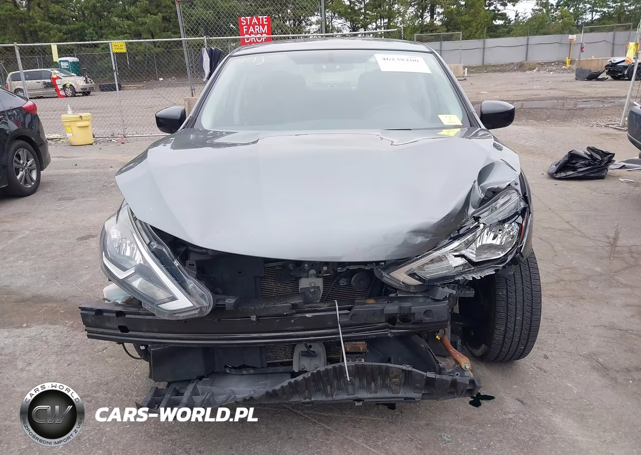 2018 Nissan Sentra S VIN:3N1AB7AP8JY233752 - 13