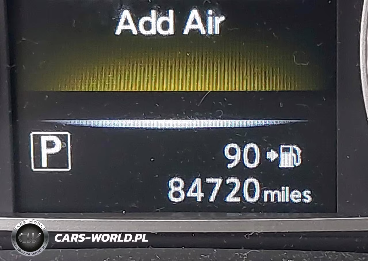 2018 Nissan Sentra S VIN:3N1AB7AP8JY233752 - 16