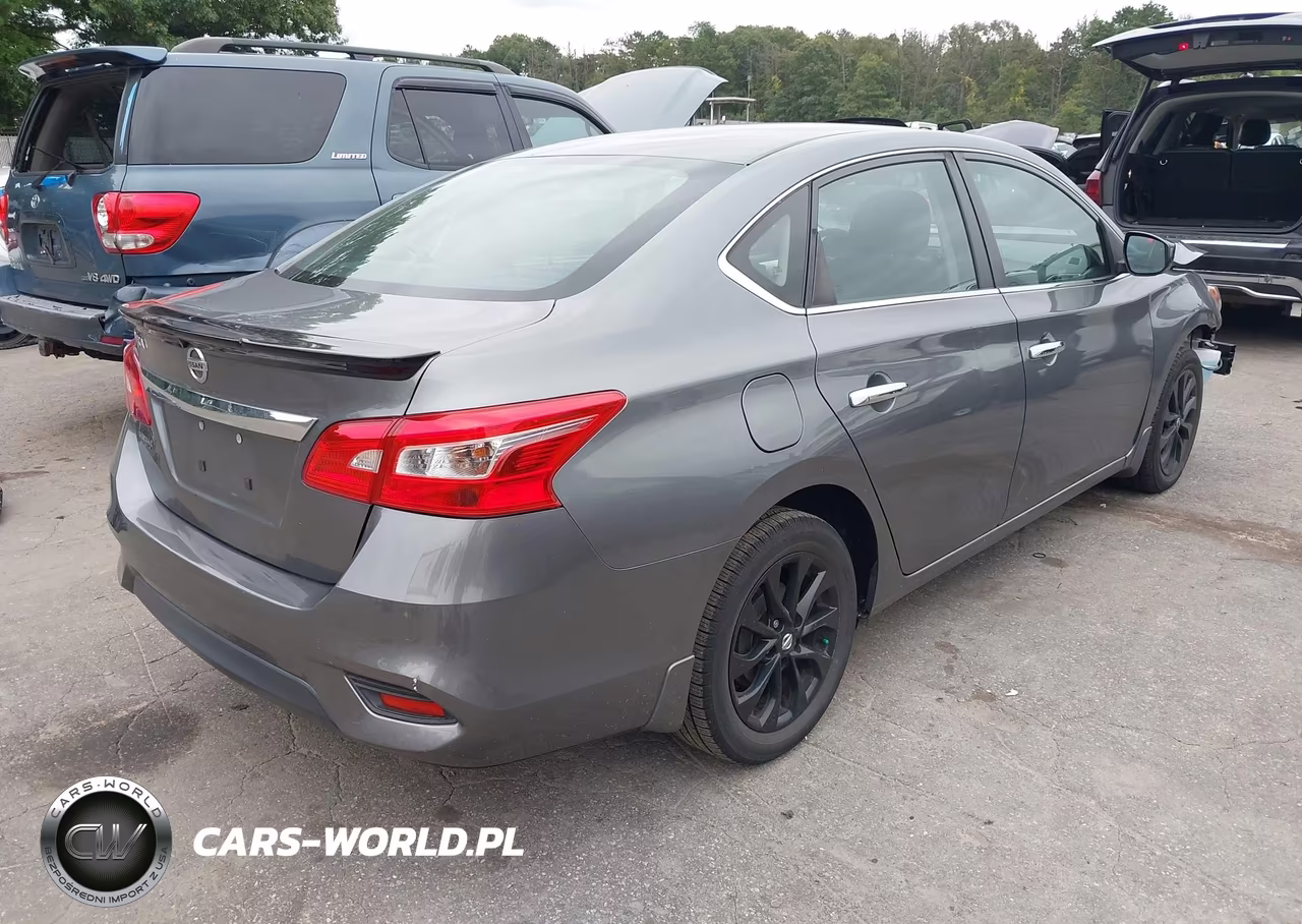2018 Nissan Sentra S VIN:3N1AB7AP8JY233752 - 4