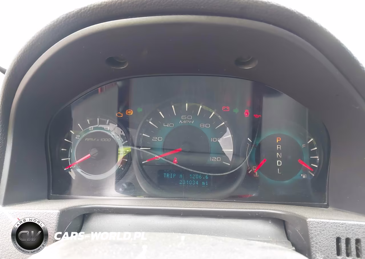 FORD FUSION VIN:3FAHP0HA5AR114577 - 7