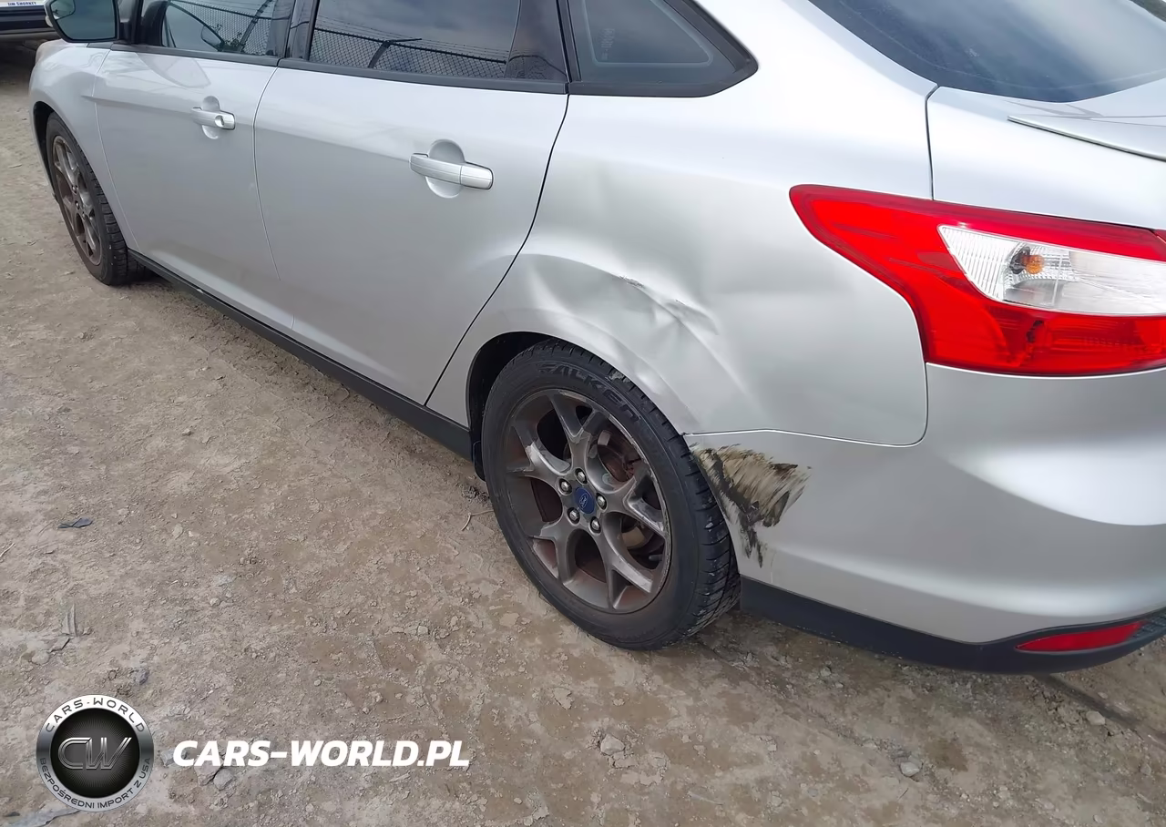 2014 Ford Focus Se VIN:1FADP3F24EL212094 - 6