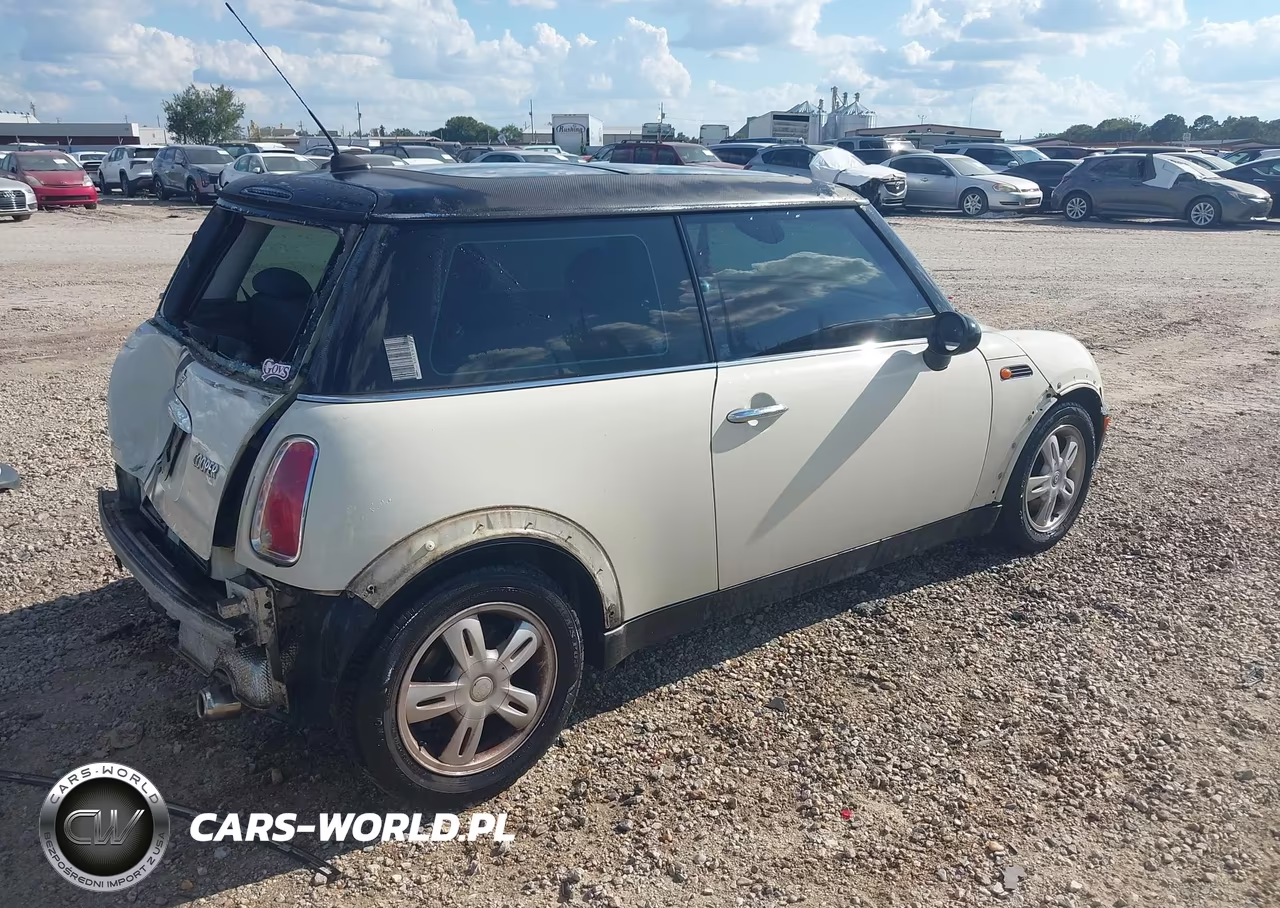 2006 Mini Cooper VIN:WMWRC33516TK15866 - 4