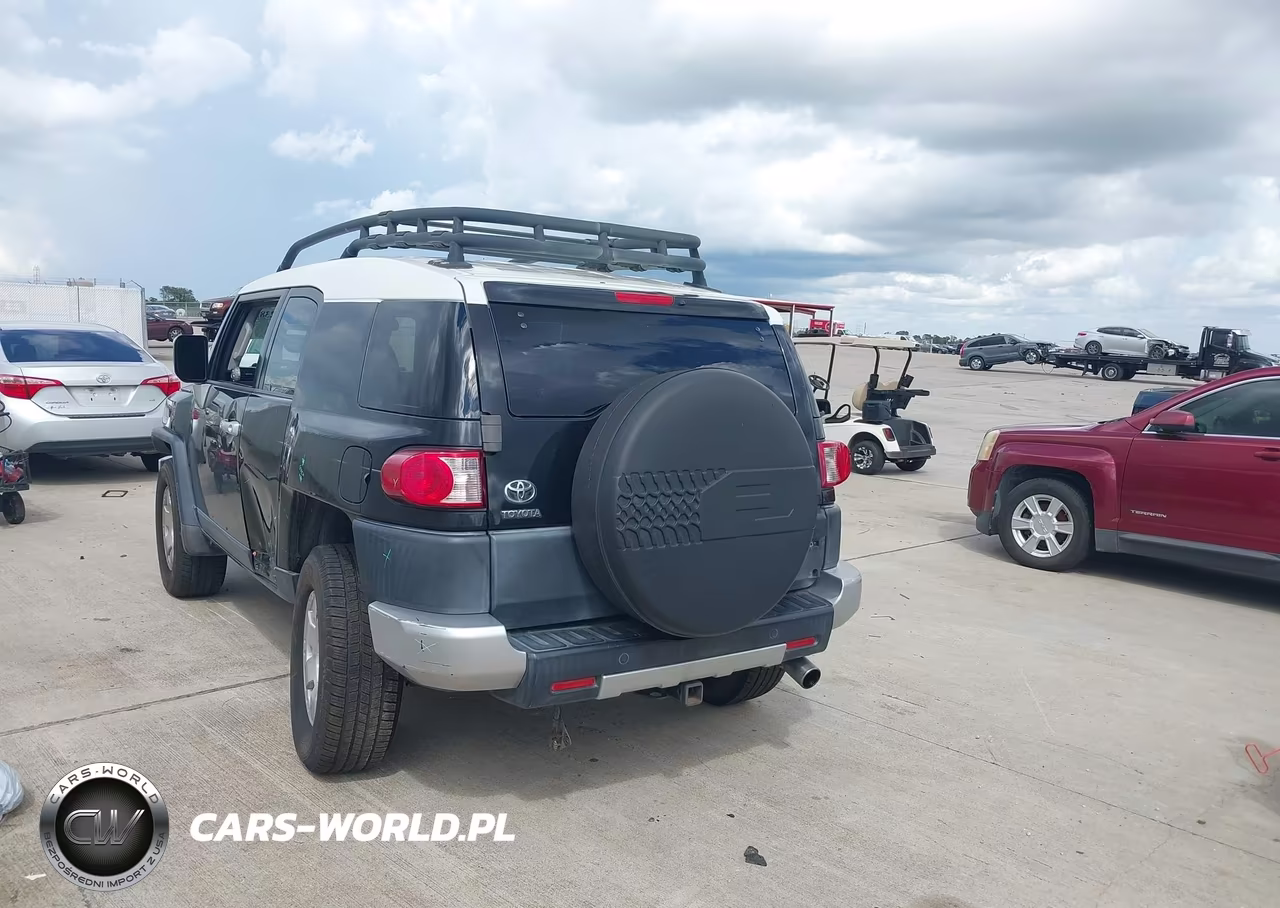 2007 Toyota Fj Cruiser VIN:JTEBU11F870074634 - 3