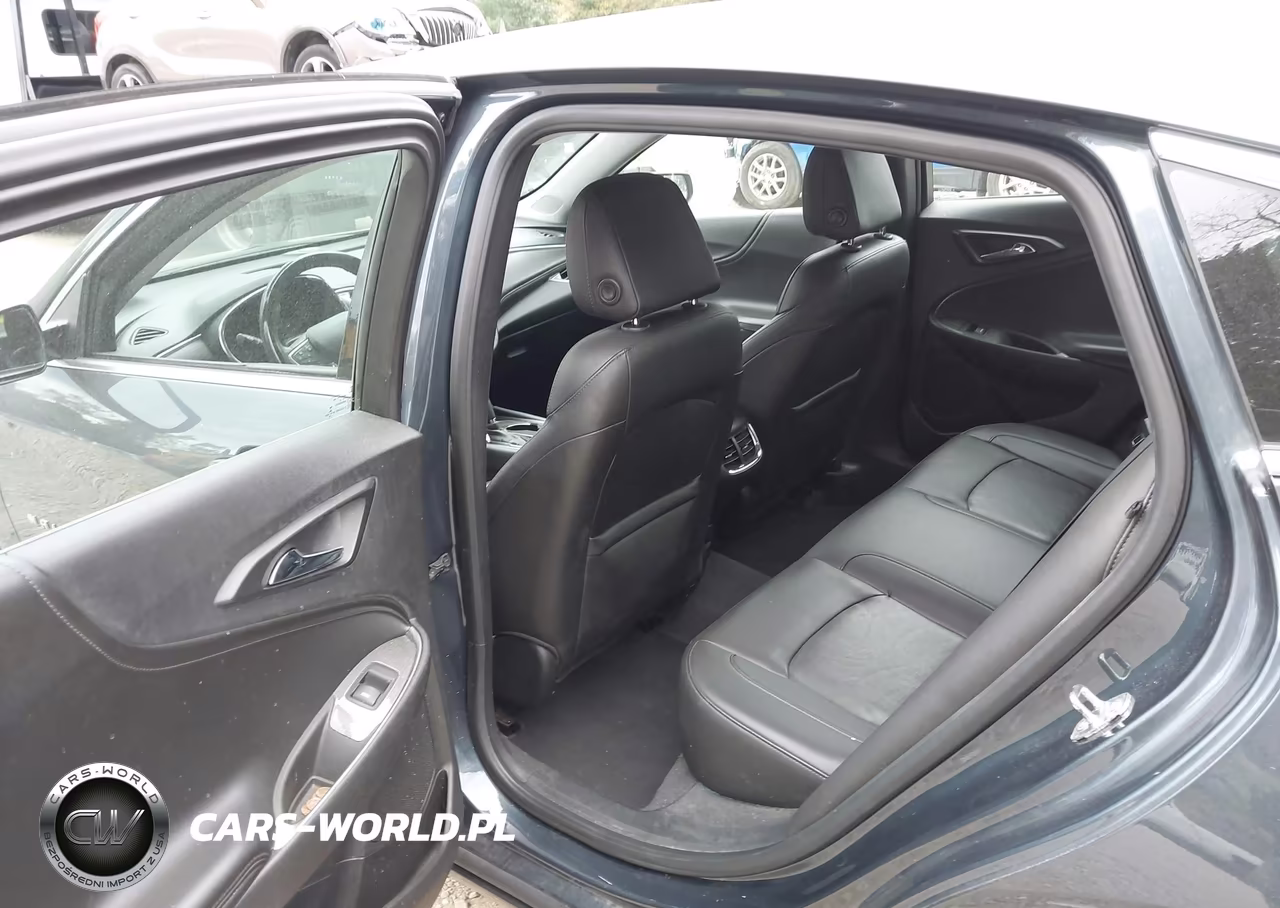 2019 Chevrolet Malibu Lt VIN:1G1ZD5STXKF226085 - 8