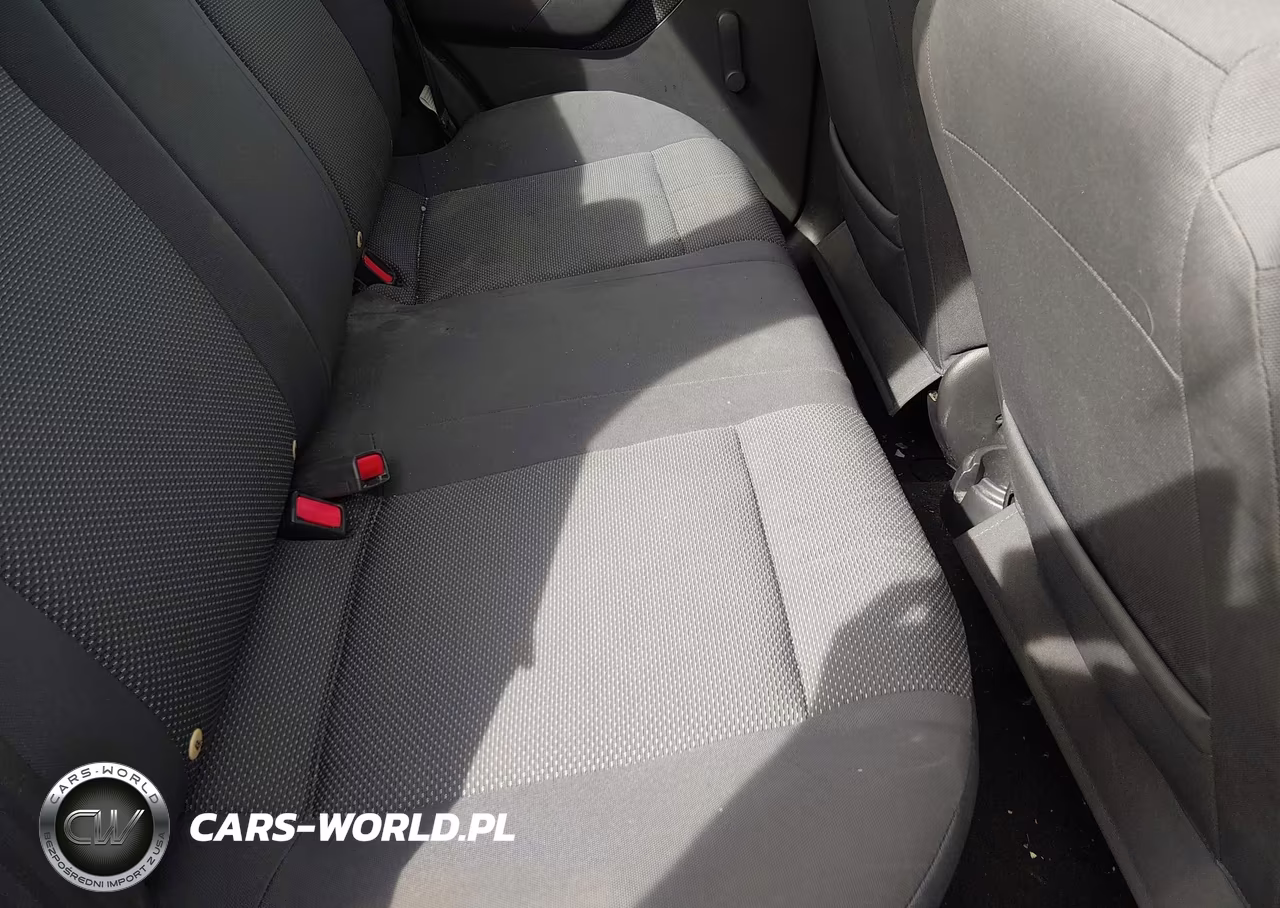 2007 Chevrolet Aveo Ls VIN:KL1TD56667B100782 - 8