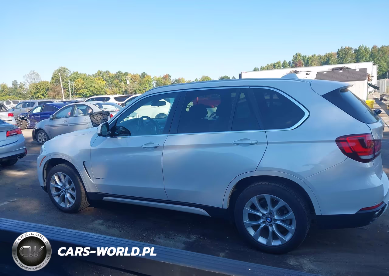 2015 BMW X5 xDrive35I VIN:5UXKR0C53F0P17991 - 14