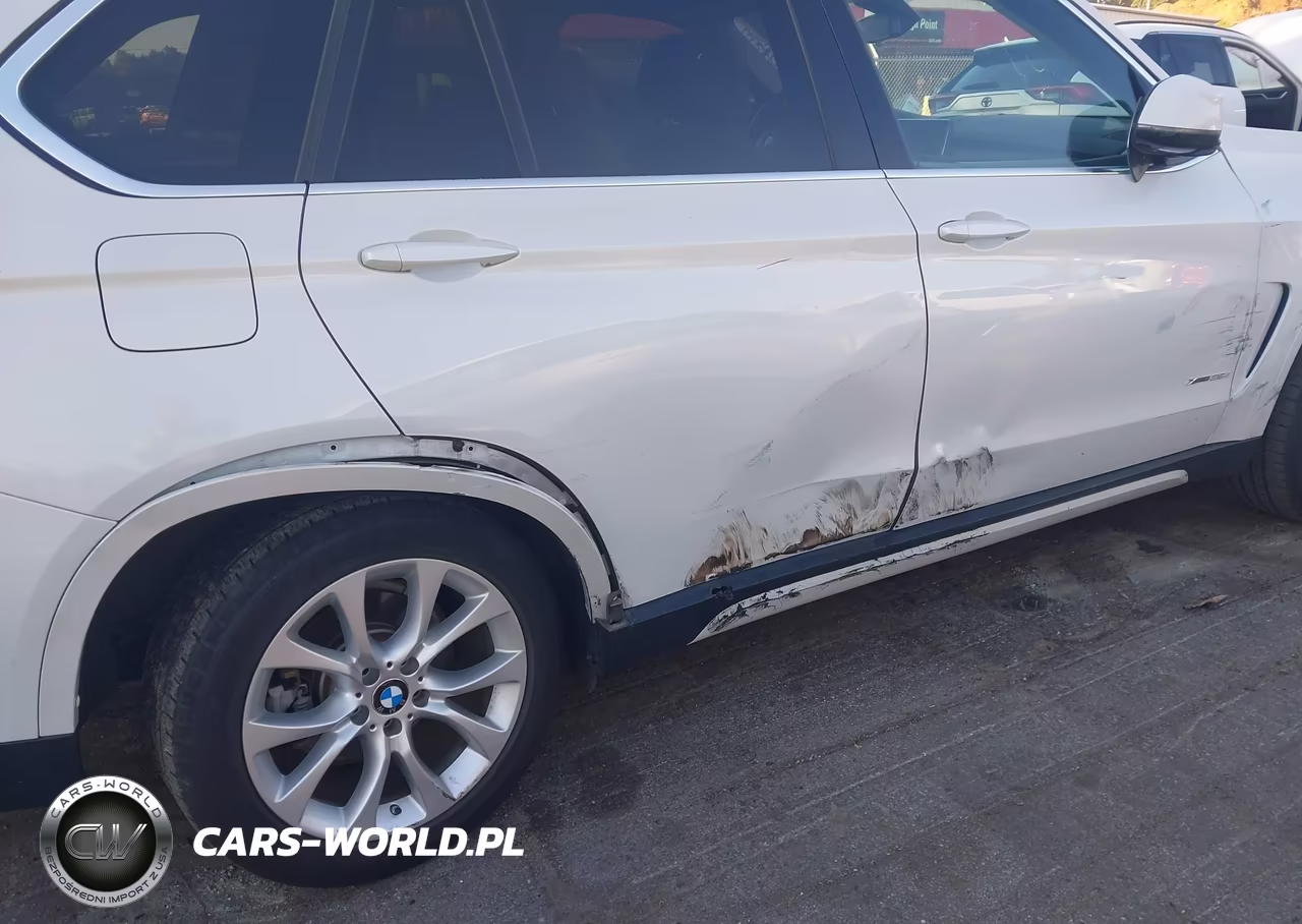 2015 BMW X5 xDrive35I VIN:5UXKR0C53F0P17991 - 6