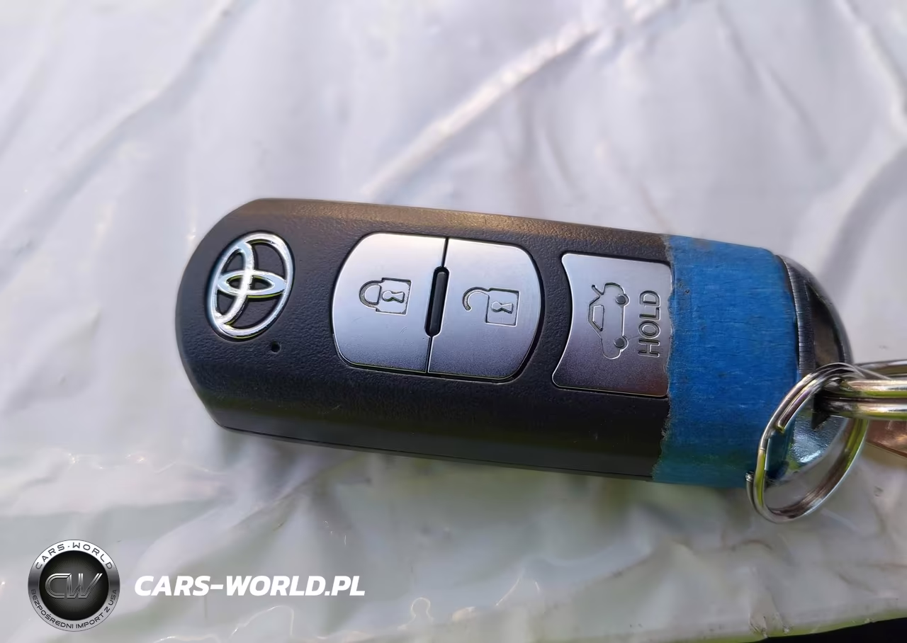 2018 Toyota Yaris Ia VIN:3MYDLBYV7JY304021 - 11