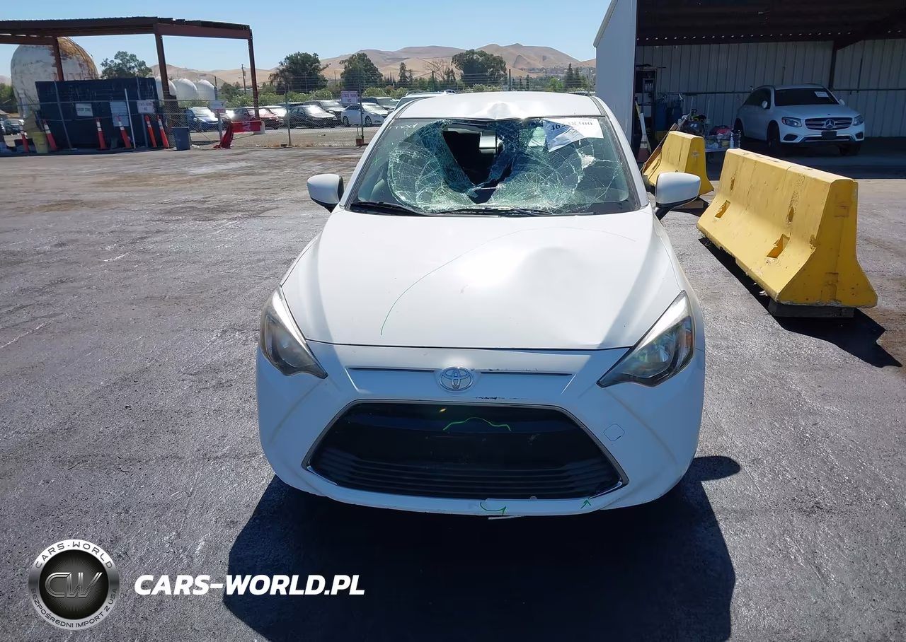 2018 Toyota Yaris Ia VIN:3MYDLBYV7JY304021 - 12