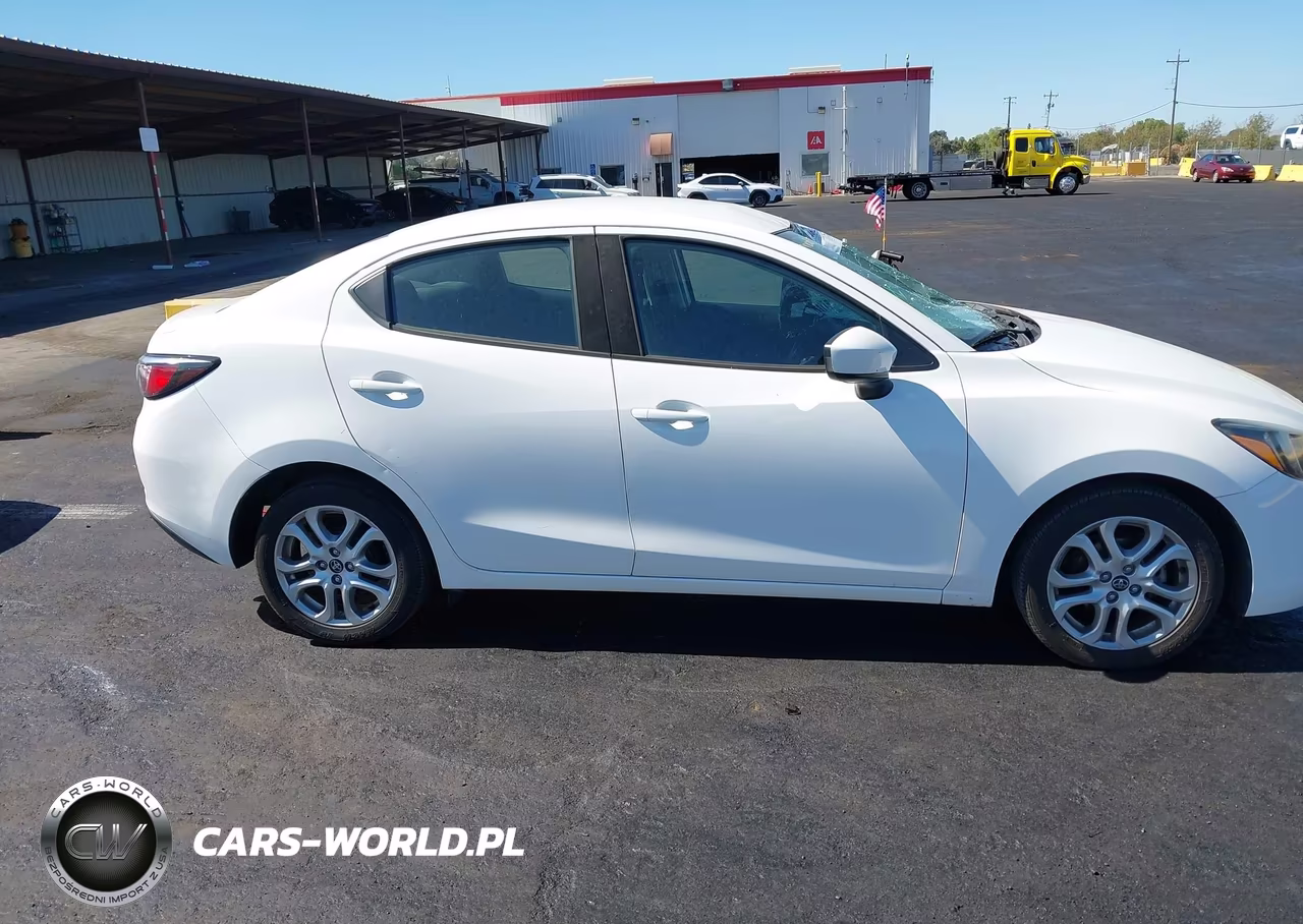 2018 Toyota Yaris Ia VIN:3MYDLBYV7JY304021 - 13