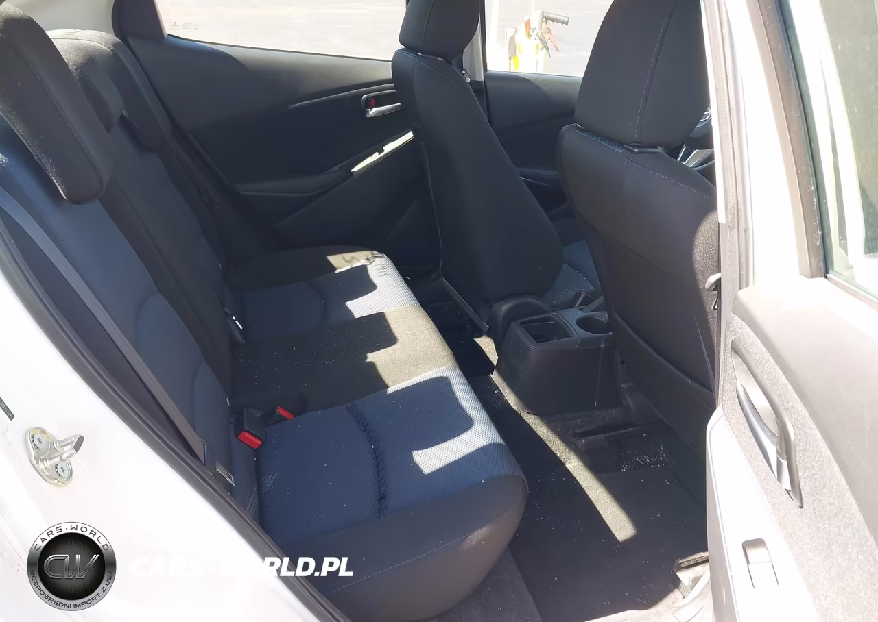 2018 Toyota Yaris Ia VIN:3MYDLBYV7JY304021 - 8