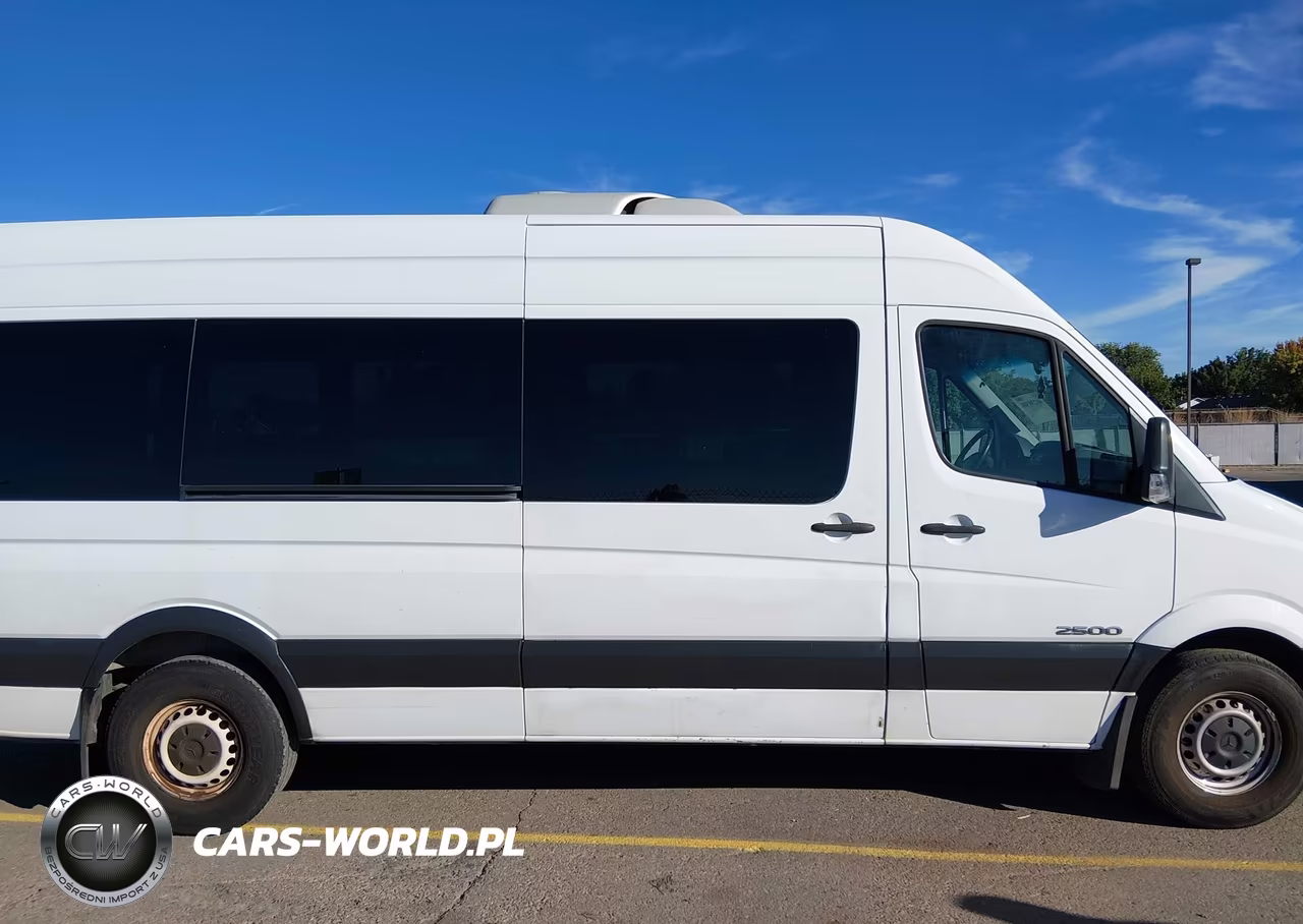 2008 Dodge Sprinter Wagon 2500 VIN:WDWPE845X85321124 - 13
