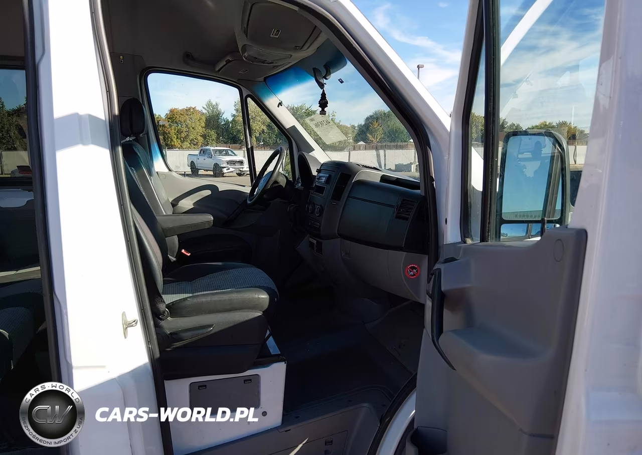 2008 Dodge Sprinter Wagon 2500 VIN:WDWPE845X85321124 - 5