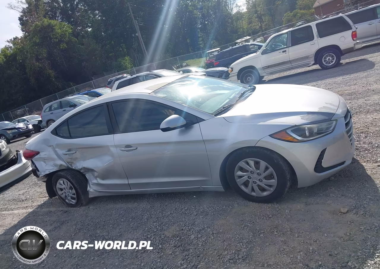 2017 Hyundai Elantra Se VIN:5NPD74LF5HH195919 - 14