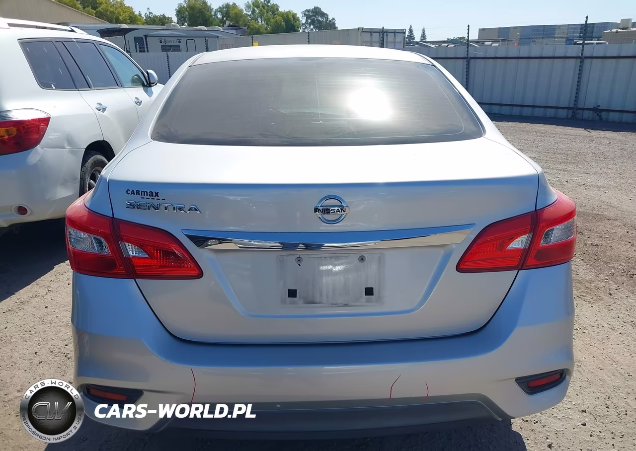 2016 Nissan Sentra S VIN:3N1AB7APXGY284162 - 17