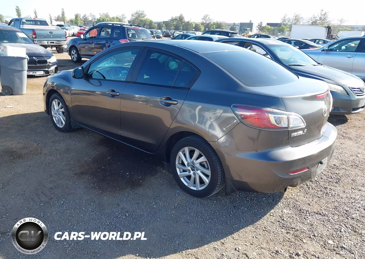 2013 Mazda Mazda3 I Touring VIN:JM1BL1VP0D1759081 - 3