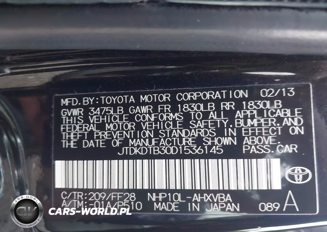 2013 Toyota Prius C Two VIN:JTDKDTB30D1536145 - 9