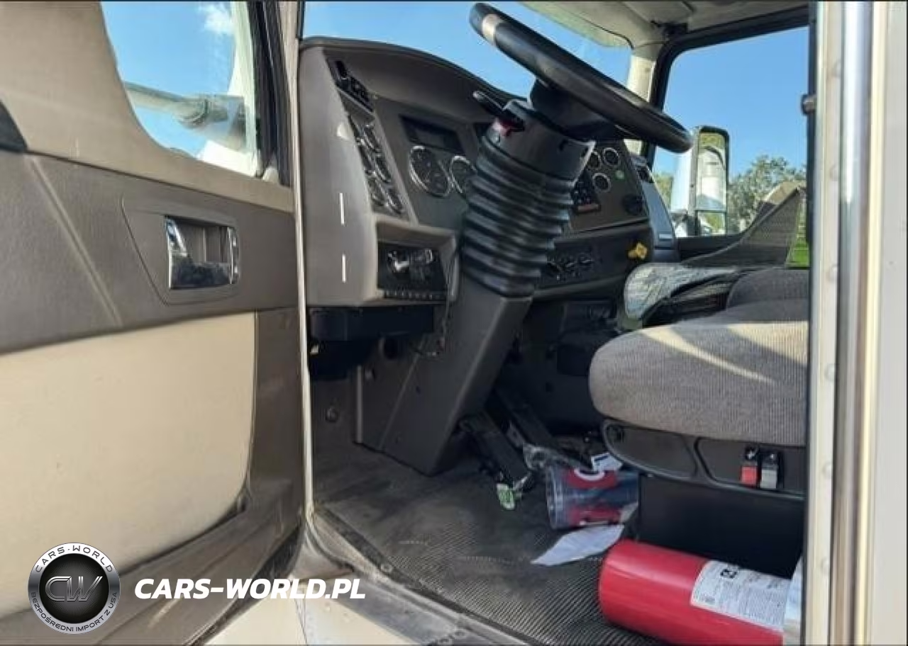 2016 Kenworth Construction T270 VIN:3BKHHM6X5GF106095 - 7