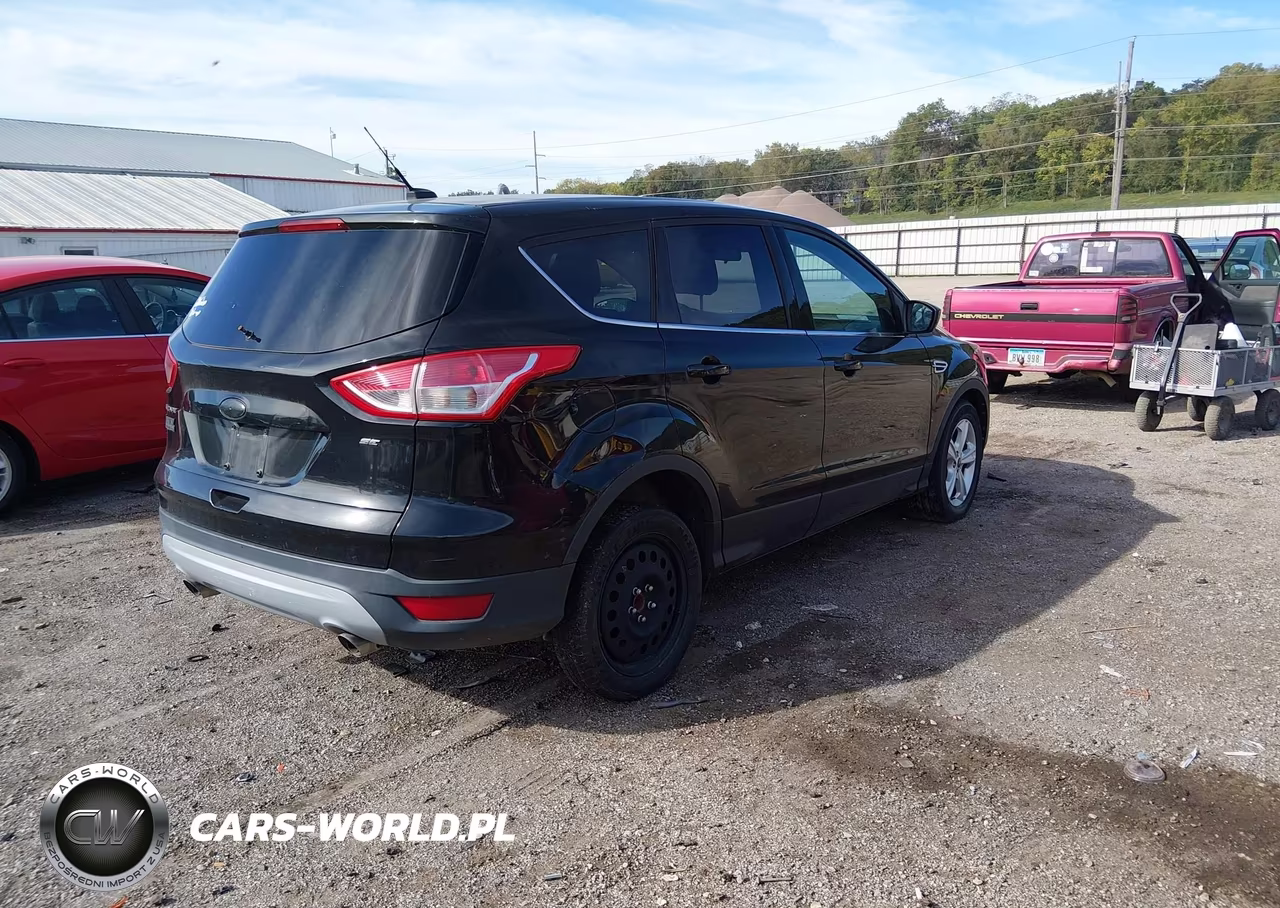 2015 Ford Escape Se VIN:1FMCU0G76FUB69702 - 4