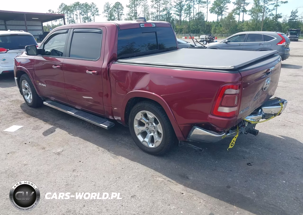 2021 Ram 1500 Laramie VIN:1C6RREJT6MN835149 - 3