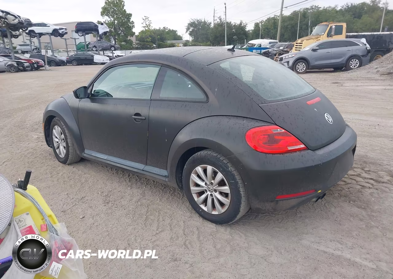 2016 Volkswagen Beetle 1.8T Wolfsburg Edition VIN:3VWF17AT4GM610352 - 3