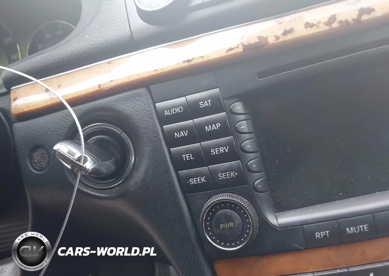 2007 Mercedes-Benz E 550 VIN:WDBUF72X07B090430 - 11