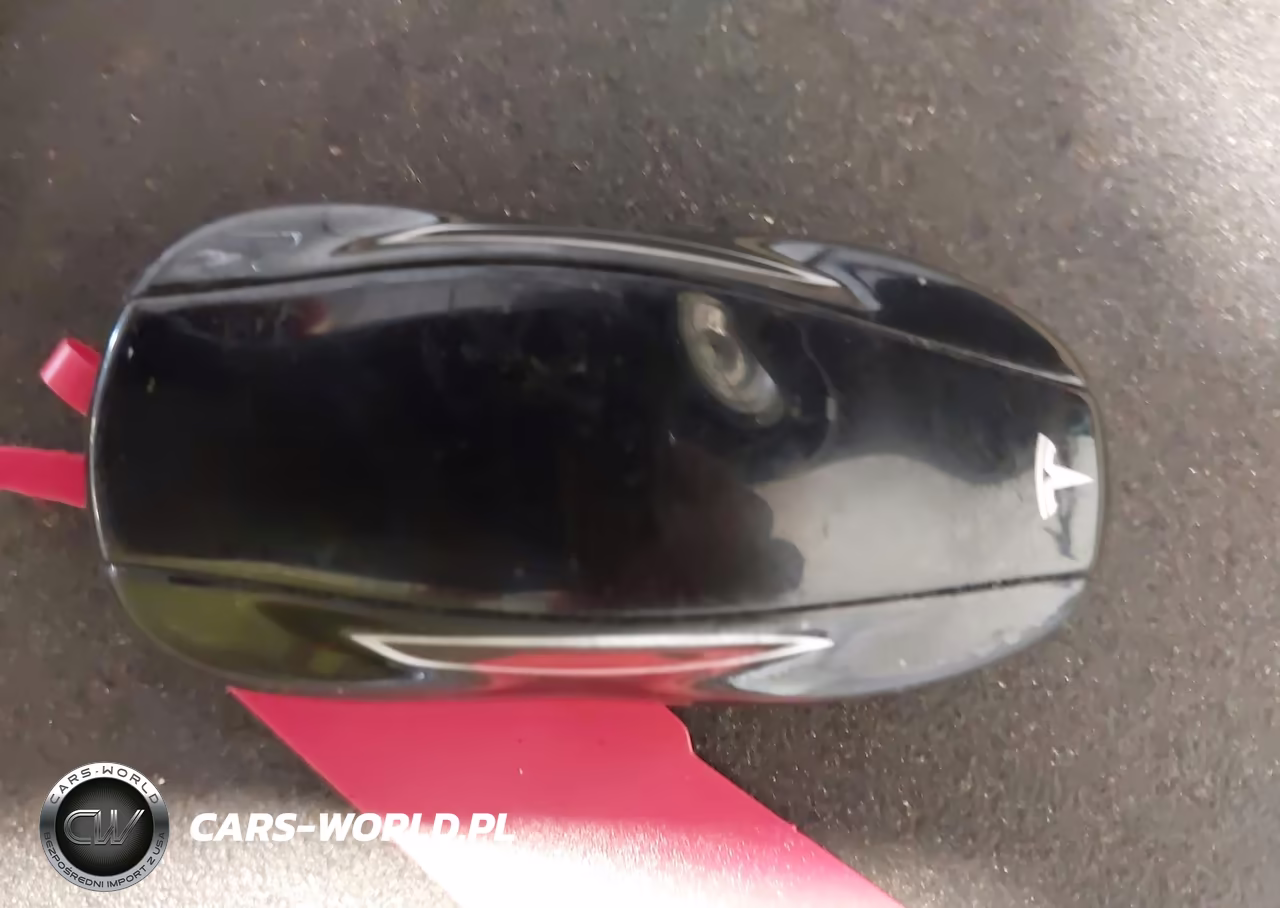 2013 Tesla Model S VIN:5YJSA1DN4DFP04517 - 10
