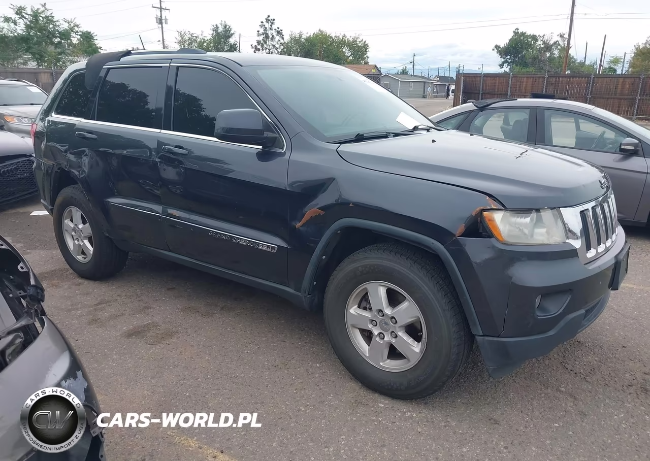 2013 Jeep Grand Cherokee Laredo VIN:1C4RJFAG4DC634452 - 13