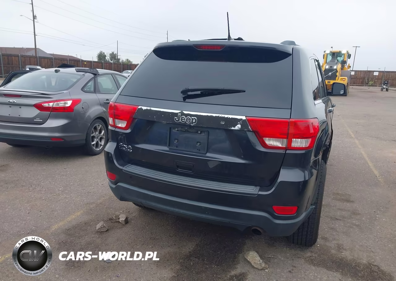 2013 Jeep Grand Cherokee Laredo VIN:1C4RJFAG4DC634452 - 16