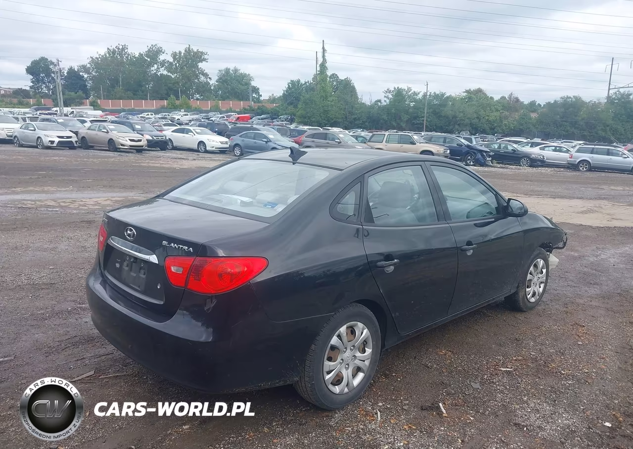 2010 Hyundai Elantra Gls VIN:KMHDU4AD1AU943678 - 4