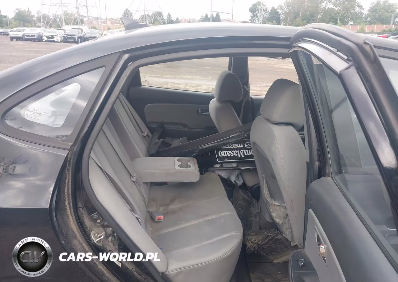 2010 Hyundai Elantra Gls VIN:KMHDU4AD1AU943678 - 8