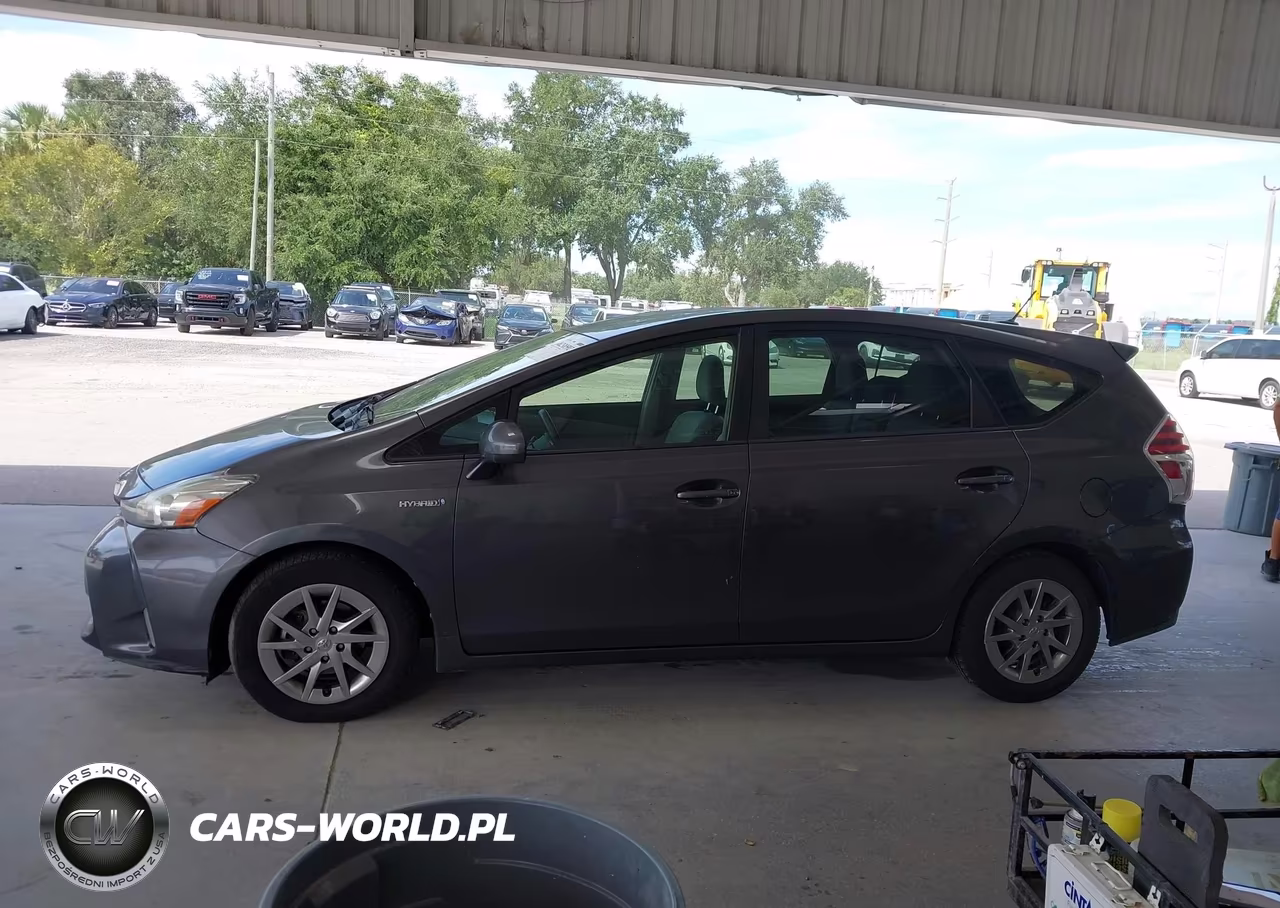 2015 Toyota Prius V Four VIN:JTDZN3EU4FJ025640 - 14