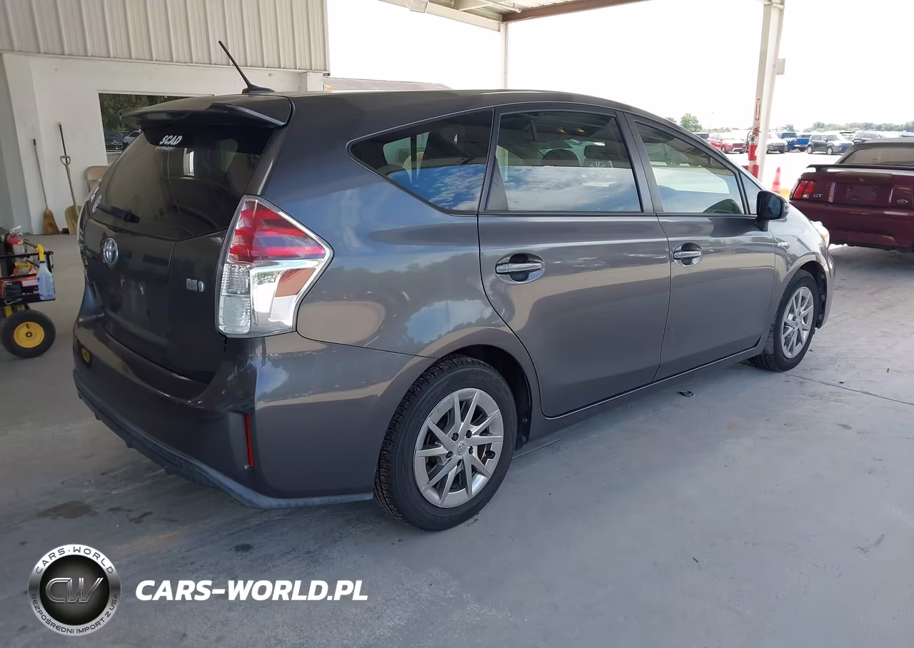 2015 Toyota Prius V Four VIN:JTDZN3EU4FJ025640 - 4