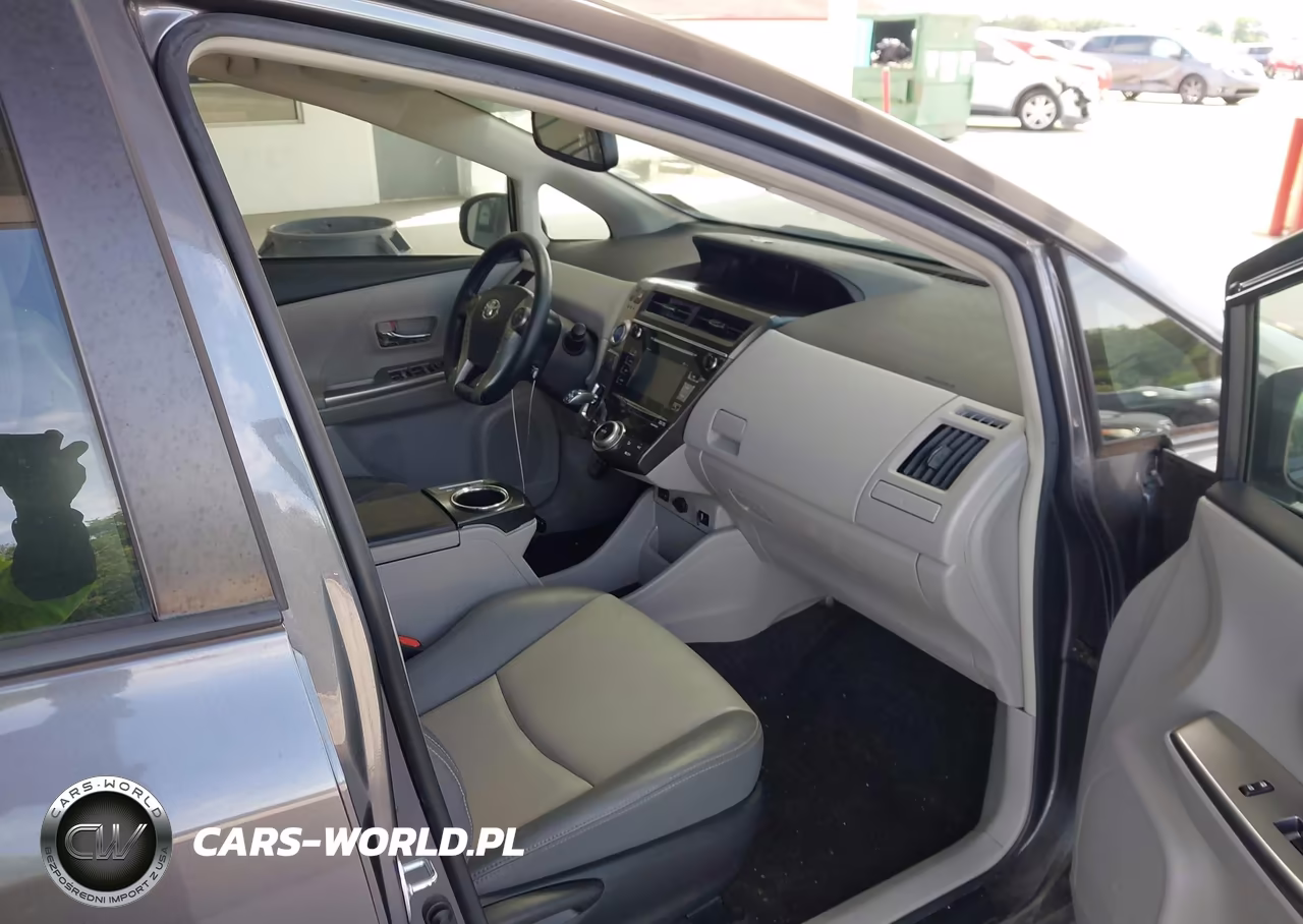 2015 Toyota Prius V Four VIN:JTDZN3EU4FJ025640 - 5